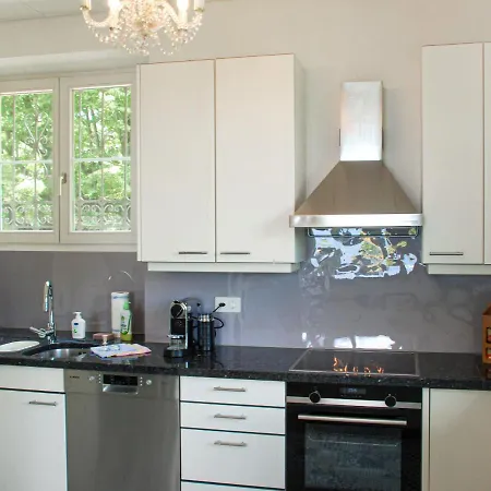 Holiday home Holiday Vernice Gialla-2 *